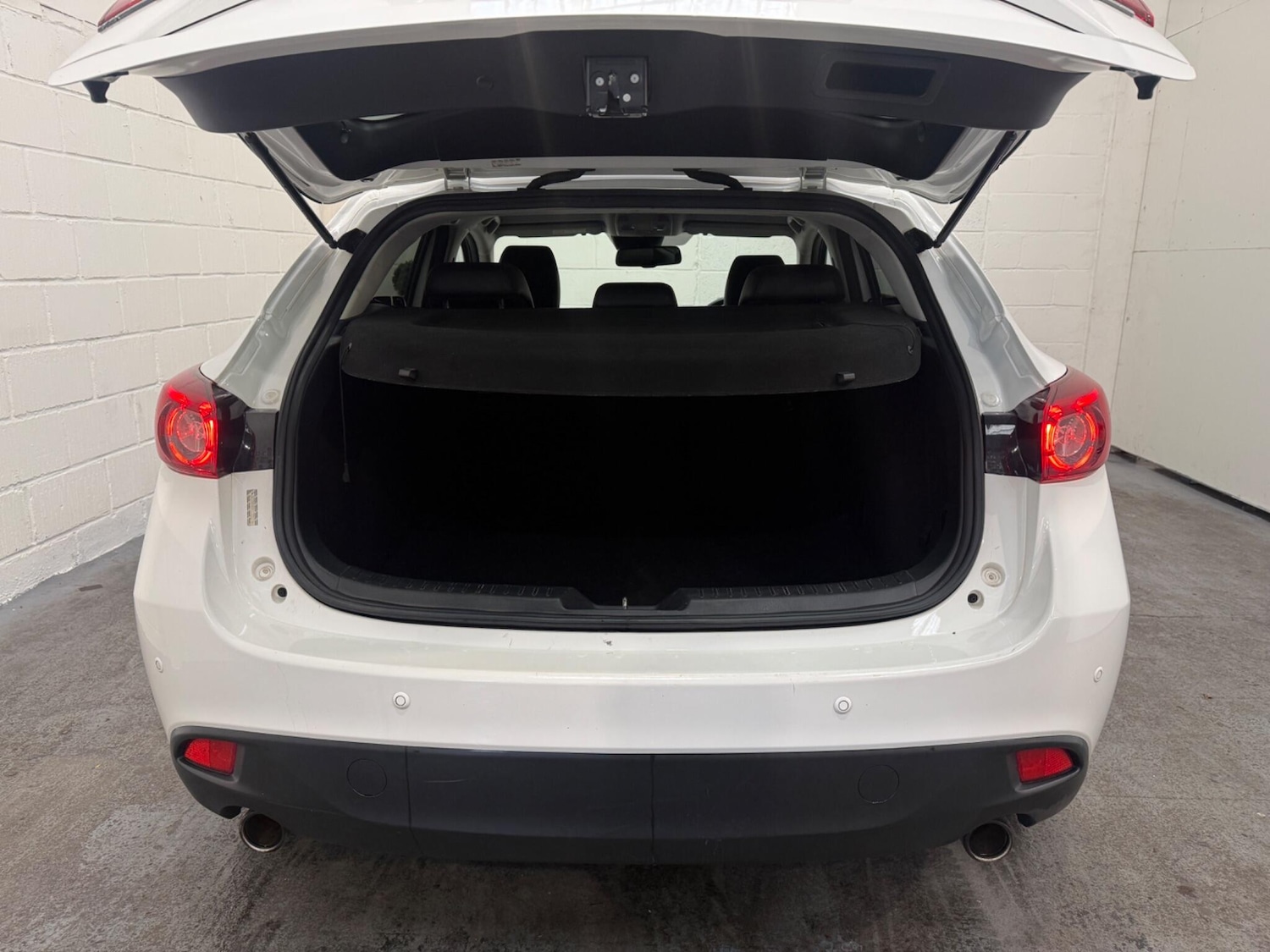 Used Mazda Mazda3 2016 for sale - 76688638: Photo 31