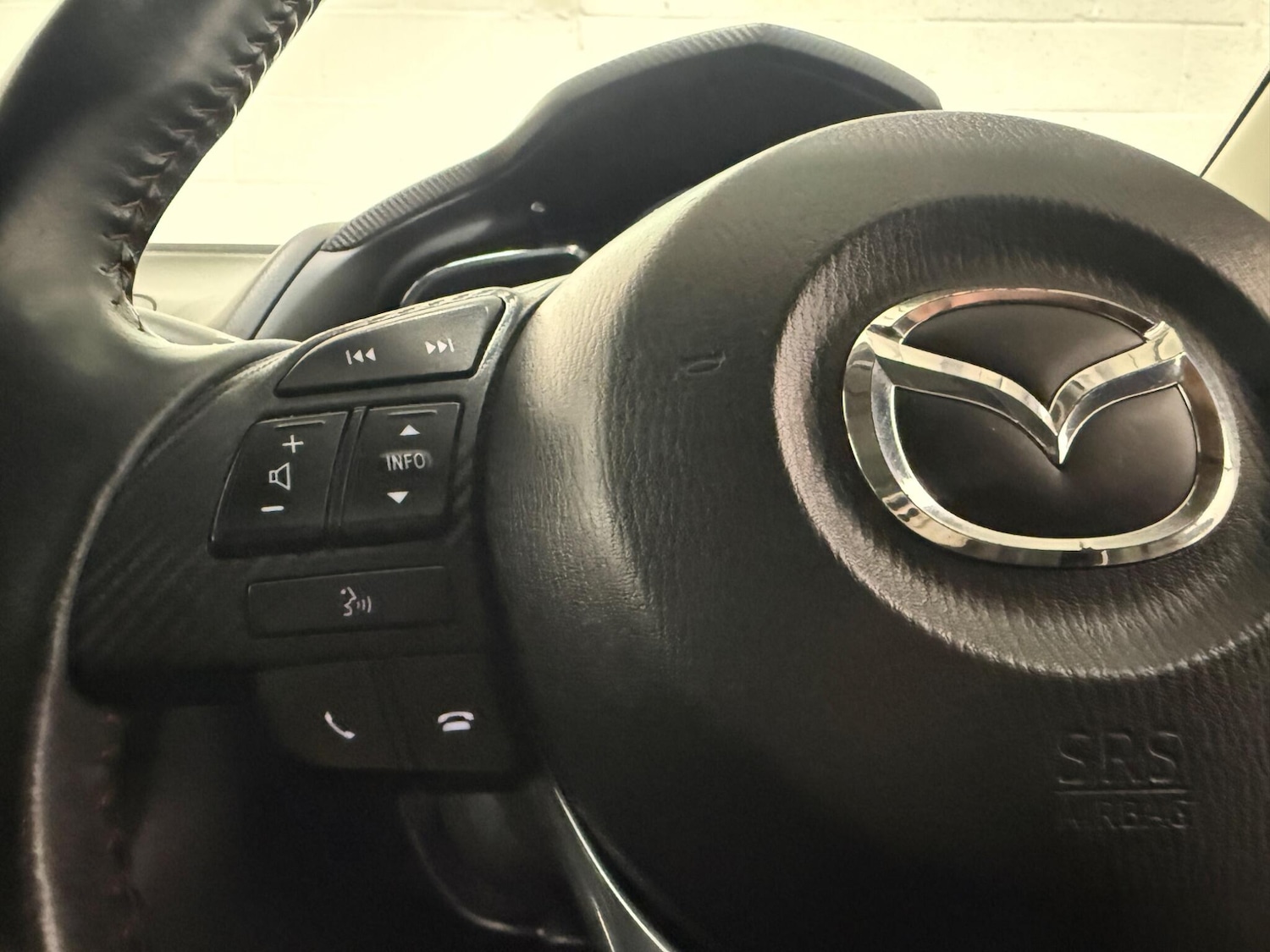 Used Mazda Mazda3 2016 for sale - 76688638: Photo 32