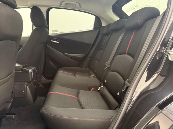 Used Mazda Mazda2 2016 for sale - 76226674: Photo 40