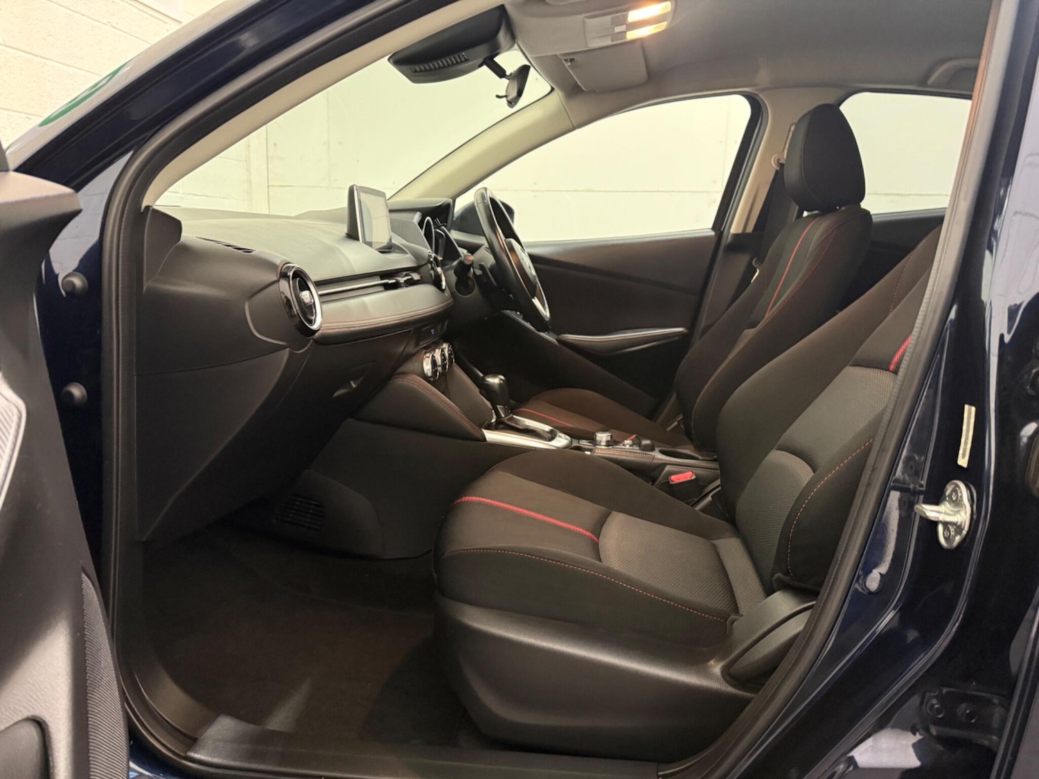 Used Mazda Mazda2 2016 for sale - 77377011: Photo 38