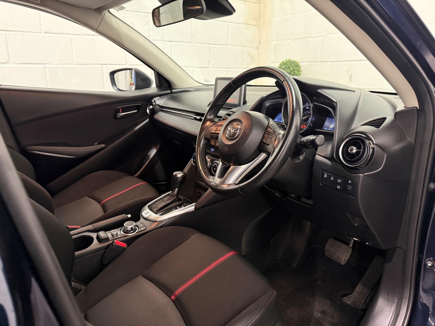 Used Mazda Mazda2 2016 for sale - 77377011: Photo 47