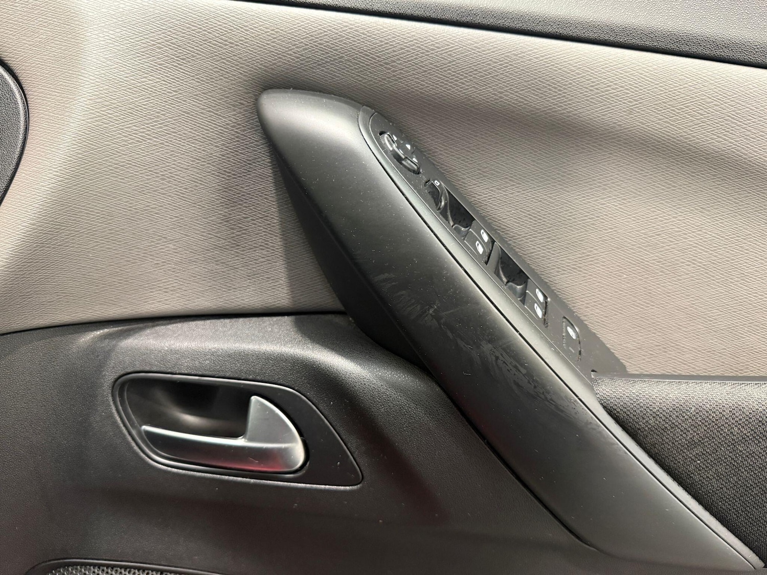 Used Citroen C4 Picasso 2016 for sale - 77101832: Photo 27