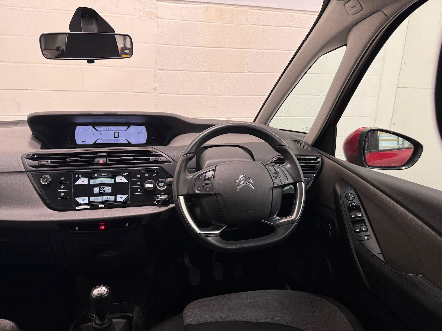 Used Citroen C4 Picasso 2016 for sale - 77101832: Photo 38