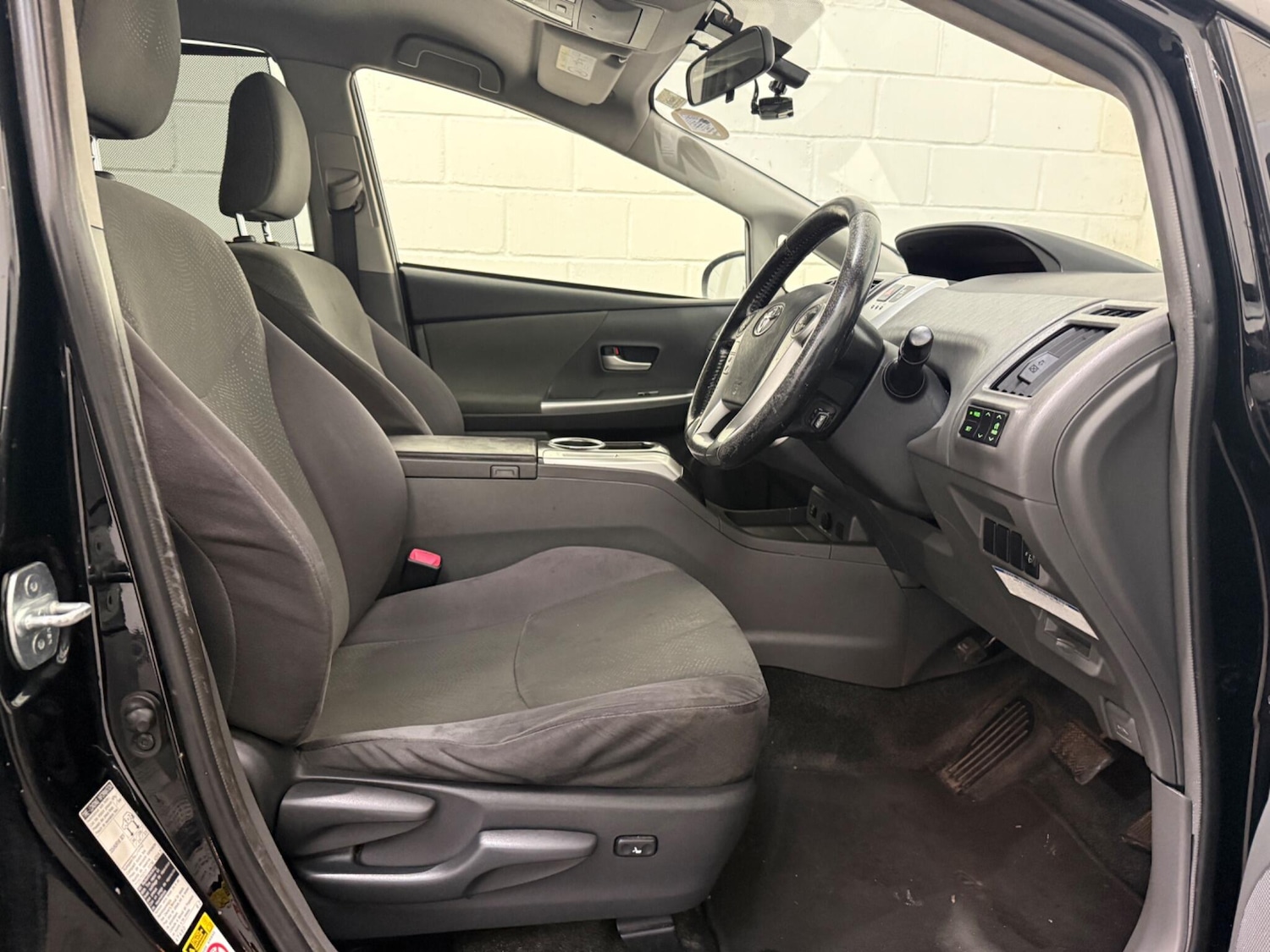 Used Toyota Prius+ 2015 for sale - 77202650: Photo 18