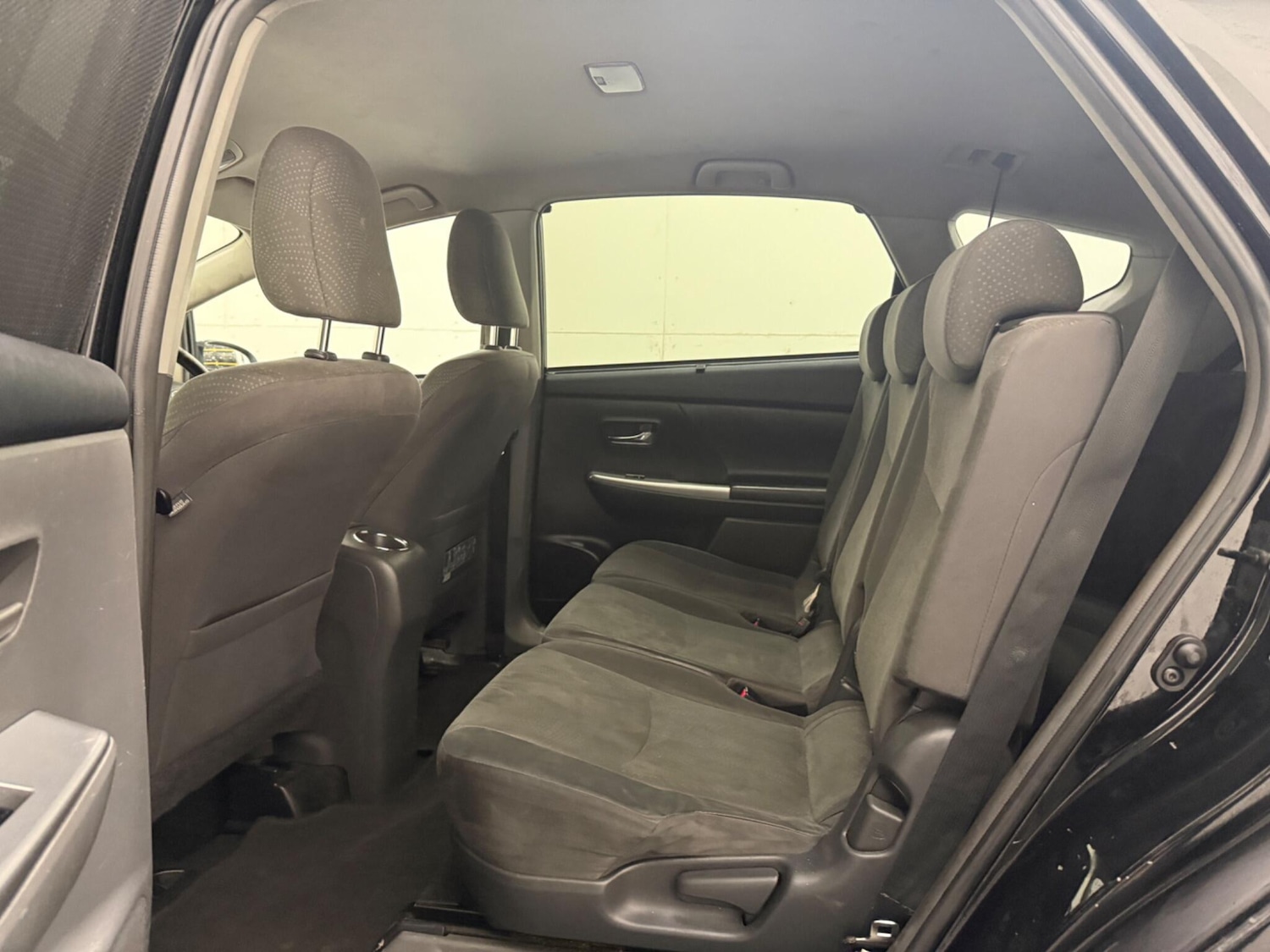 Used Toyota Prius+ 2015 for sale - 77202650: Photo 24