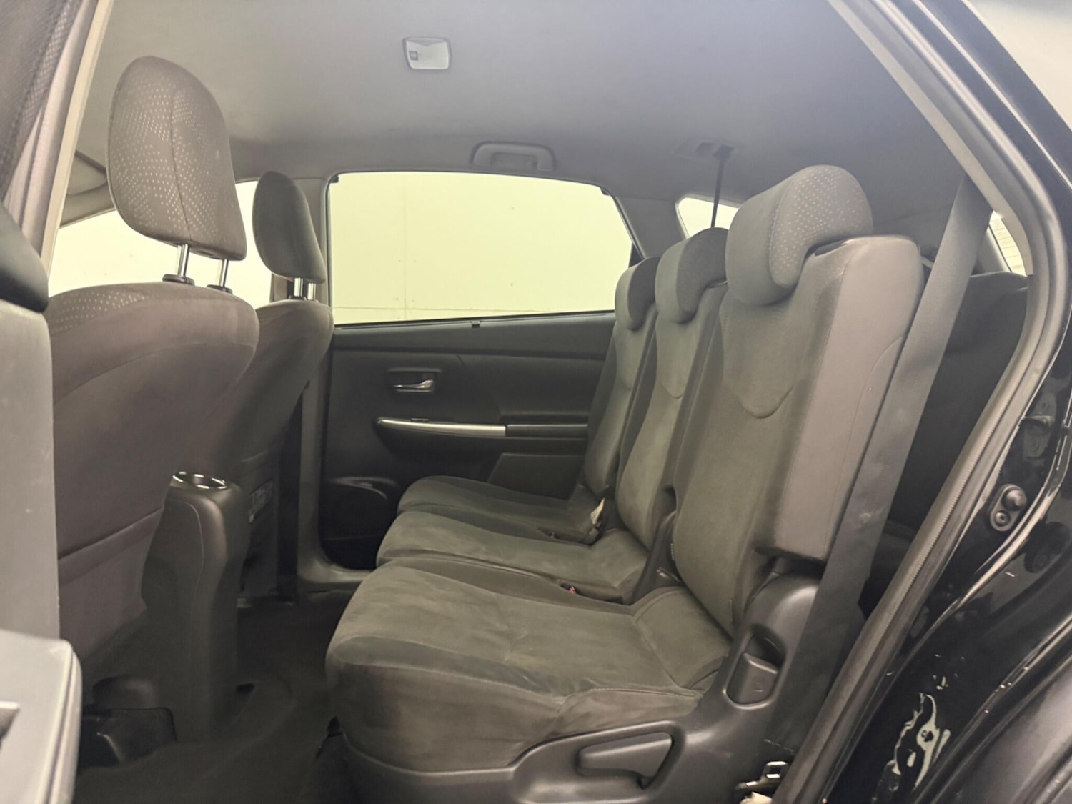 Used Toyota Prius+ 2015 for sale - 77202650: Photo 25