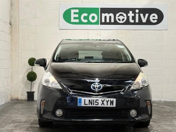 Used Toyota Prius+ 2015 for sale - 77202650: Photo