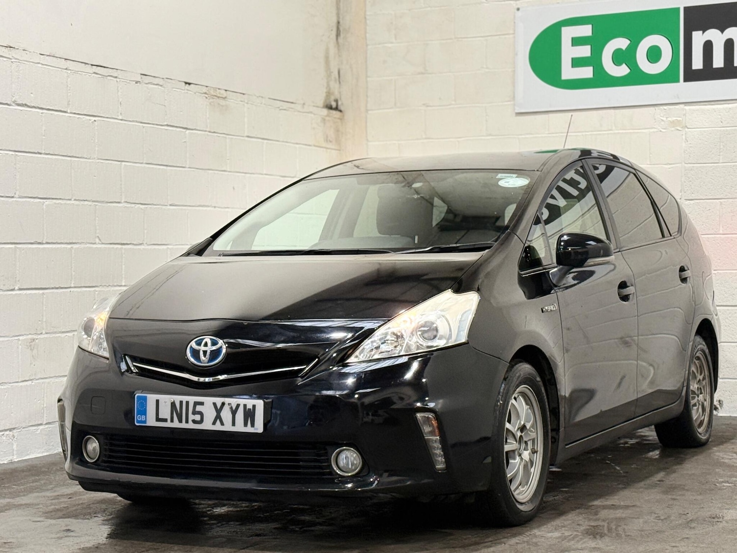 Used Toyota Prius+ 2015 for sale - 77202650: Photo 3