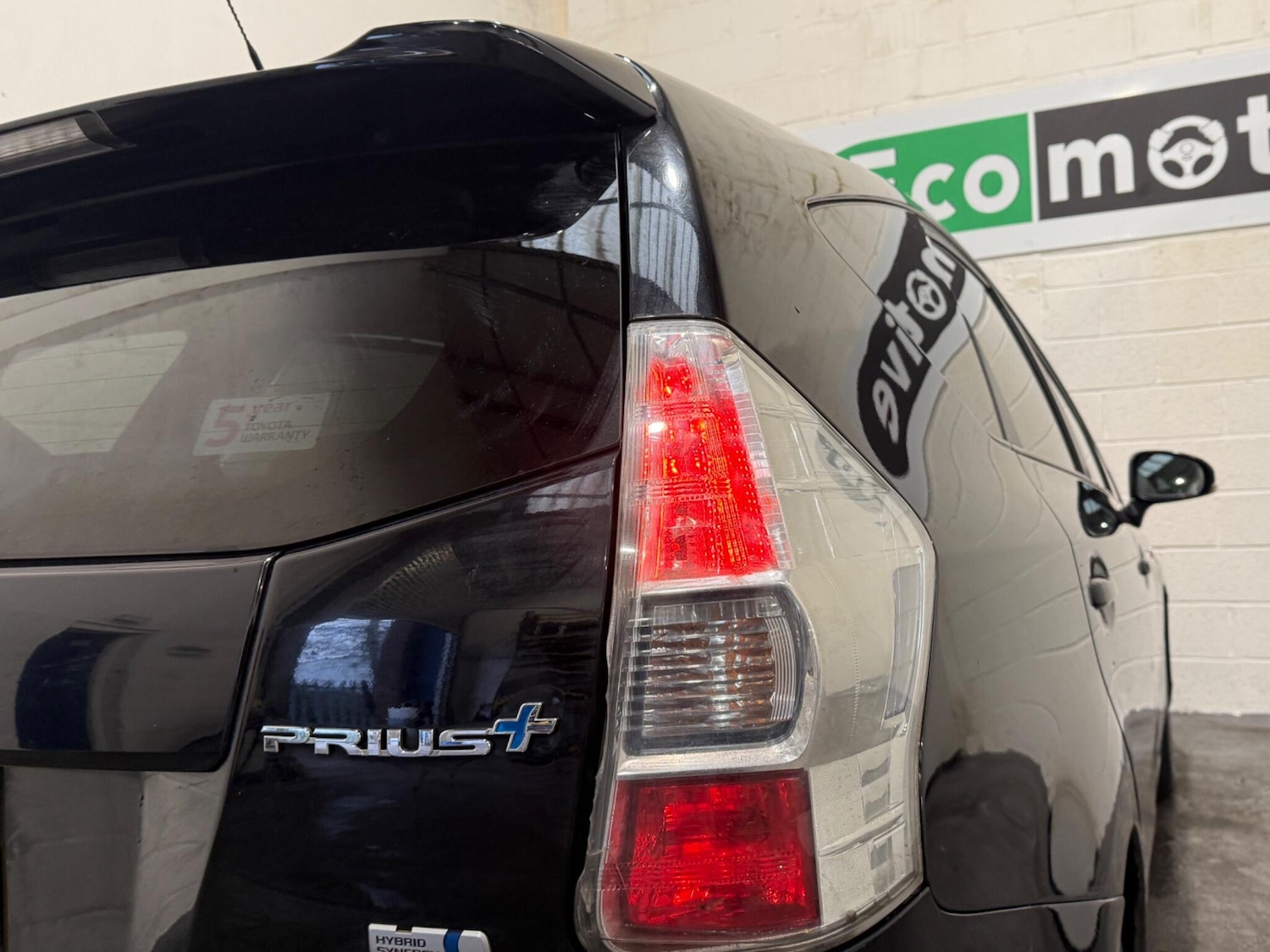 Used Toyota Prius+ 2015 for sale - 77202650: Photo 45