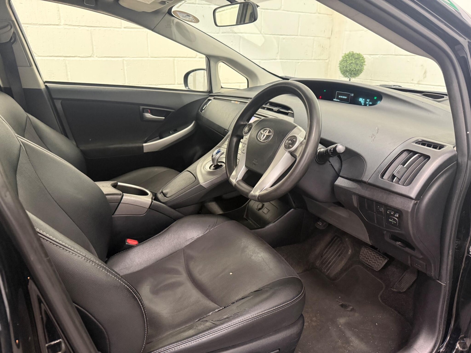 Used Toyota Prius 2014 for sale - 77305129: Photo 19