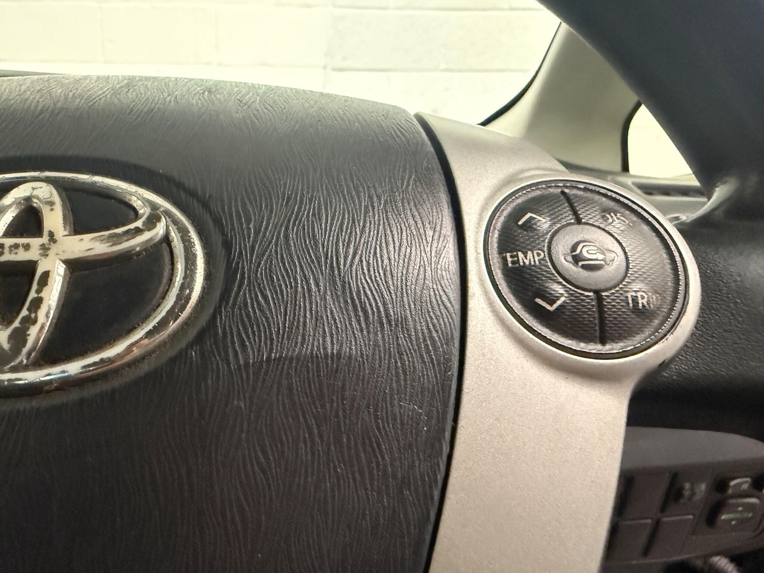 Used Toyota Prius 2014 for sale - 77305129: Photo 28