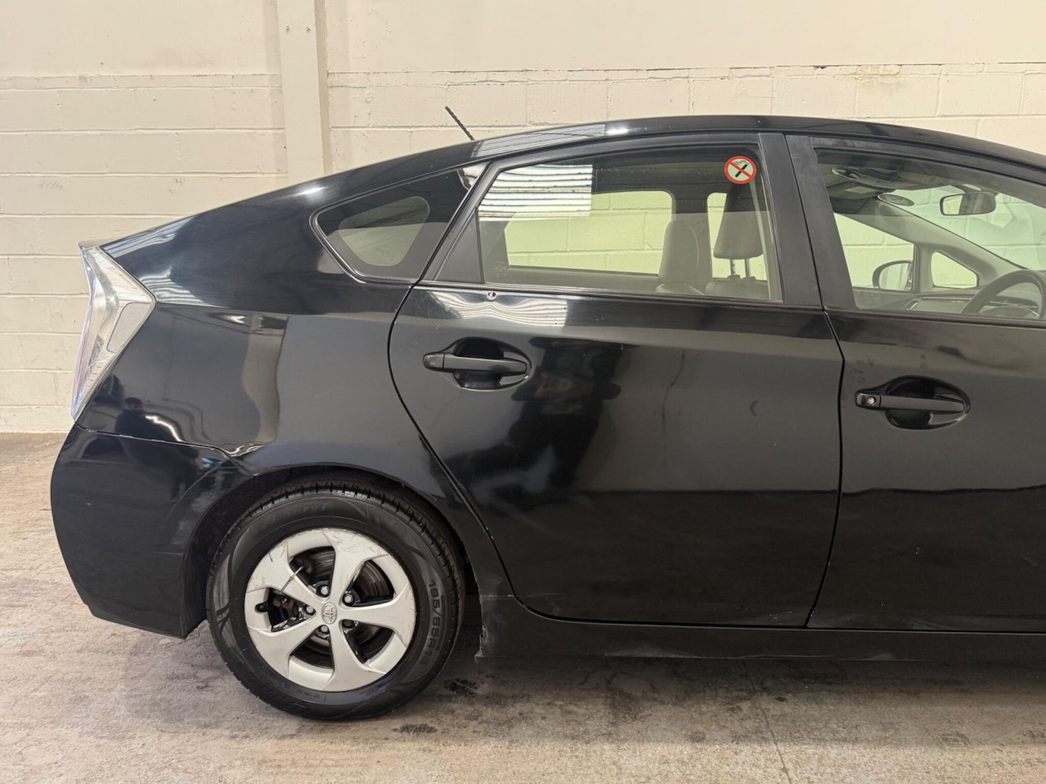 Used Toyota Prius 2014 for sale - 77305129: Photo 46