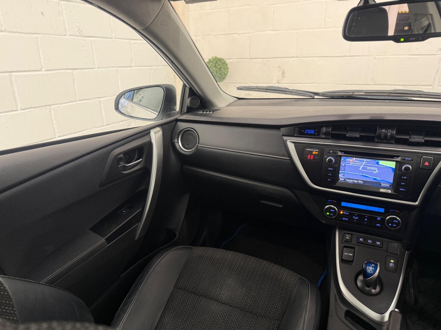 Used Toyota Auris 2014 for sale - 77783703: Photo 17