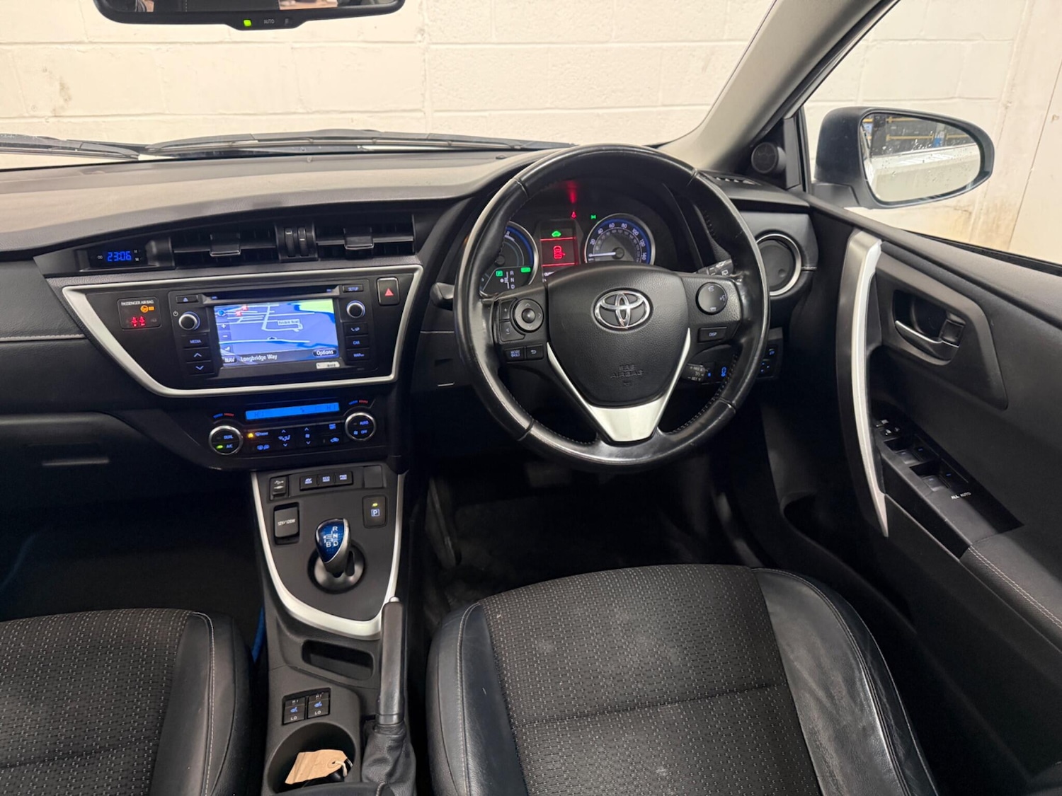 Used Toyota Auris 2014 for sale - 77783703: Photo 18