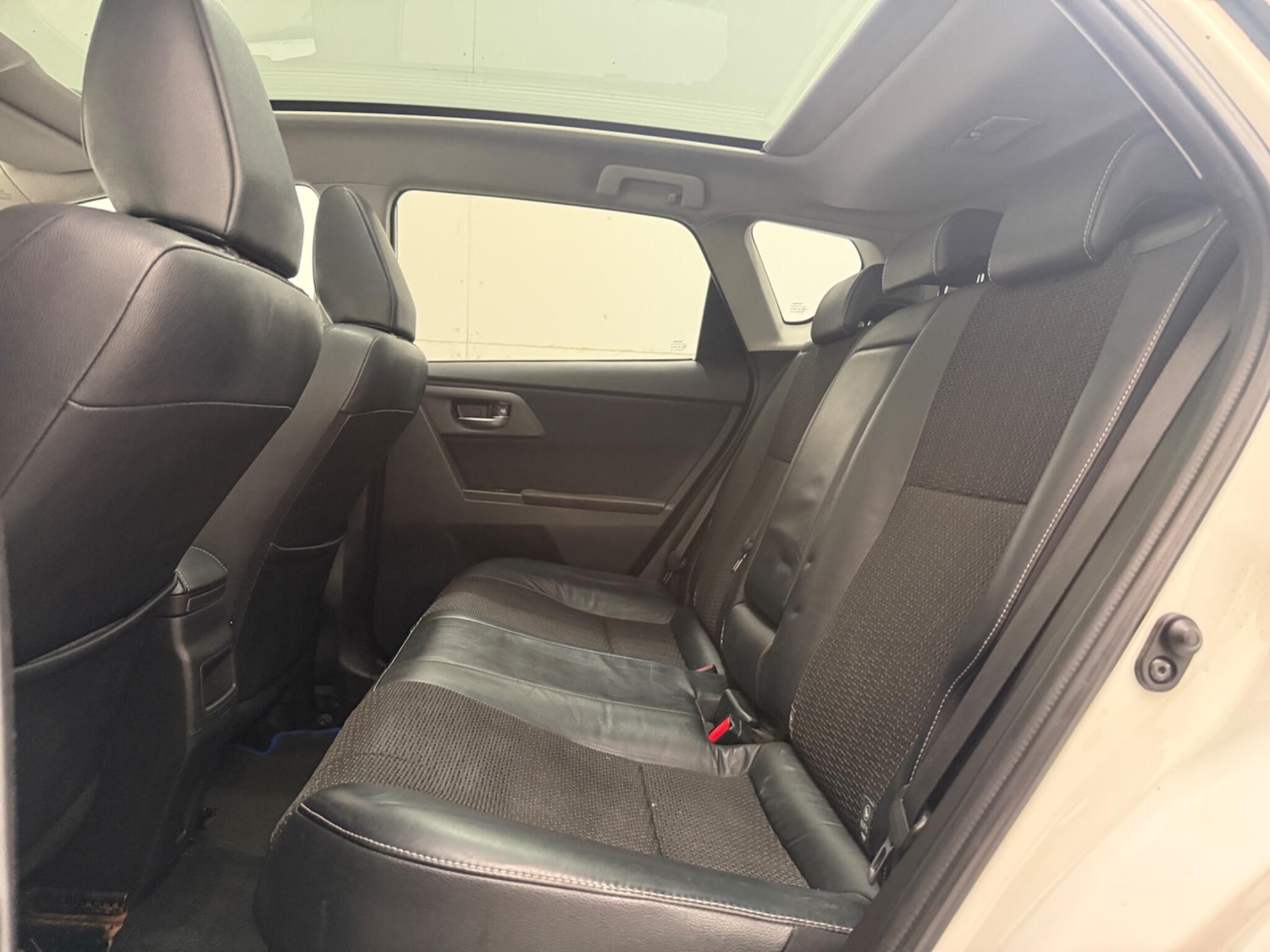 Used Toyota Auris 2014 for sale - 77783703: Photo 26