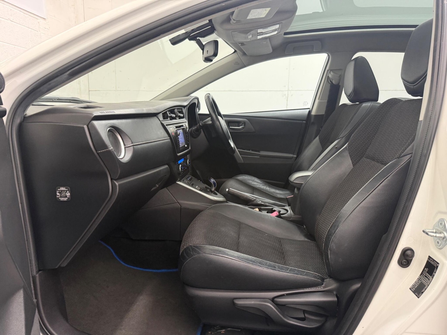 Used Toyota Auris 2014 for sale - 77783703: Photo 35