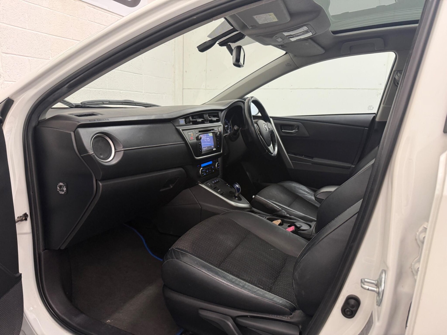 Used Toyota Auris 2014 for sale - 77783703: Photo 37