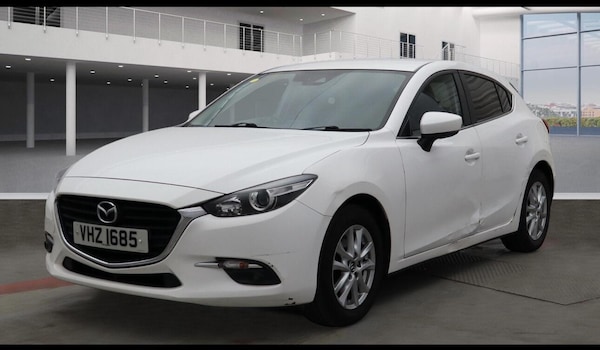 Used Mazda Mazda3 2017 for sale - 75669308: Photo 2