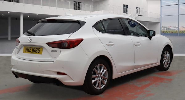 Used Mazda Mazda3 2017 for sale - 75669308: Photo 3
