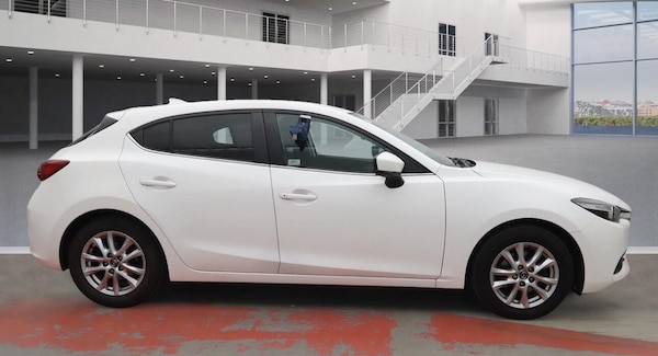 Used Mazda Mazda3 2017 for sale - 75669308: Photo 4