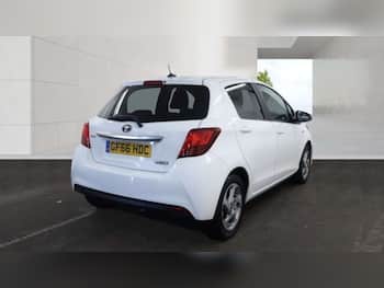 Used Toyota Yaris 2016 for sale - 79873152: Photo