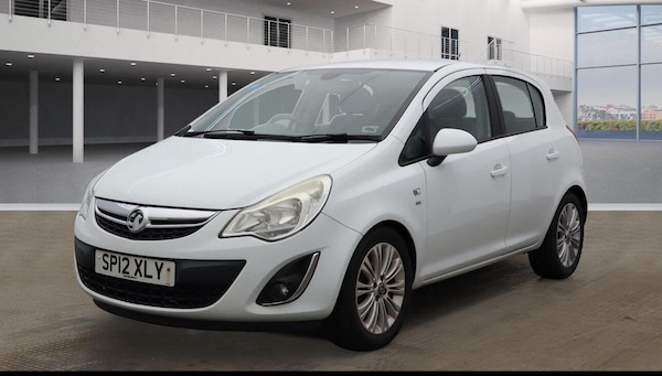 Used Vauxhall Corsa 2012 for sale - 76295683: Photo 2