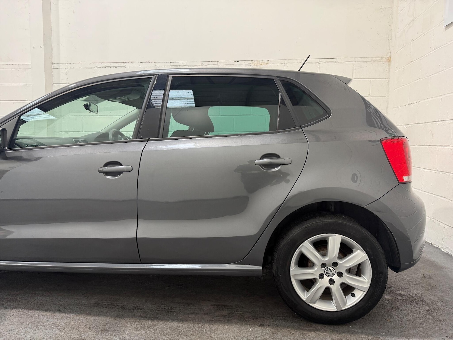 Used Volkswagen Polo 2012 for sale - 77029845: Photo 11