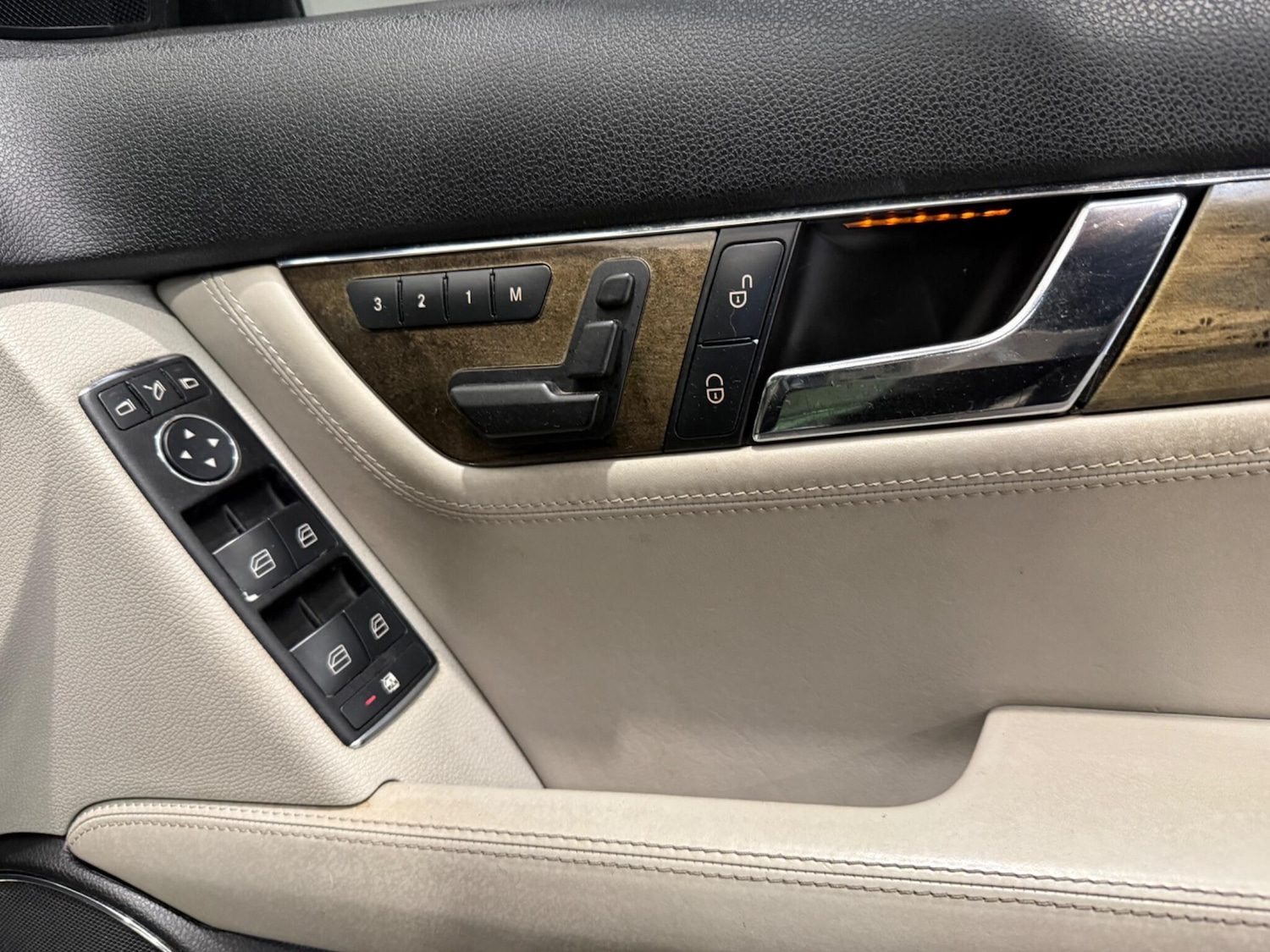 Used Mercedes-Benz C Class for sale - 77723262: Photo 31