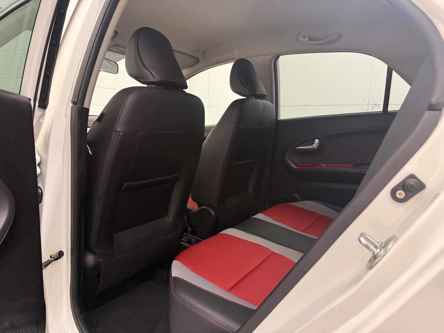 Used Kia Picanto 2017 for sale - 77646414: Photo 25