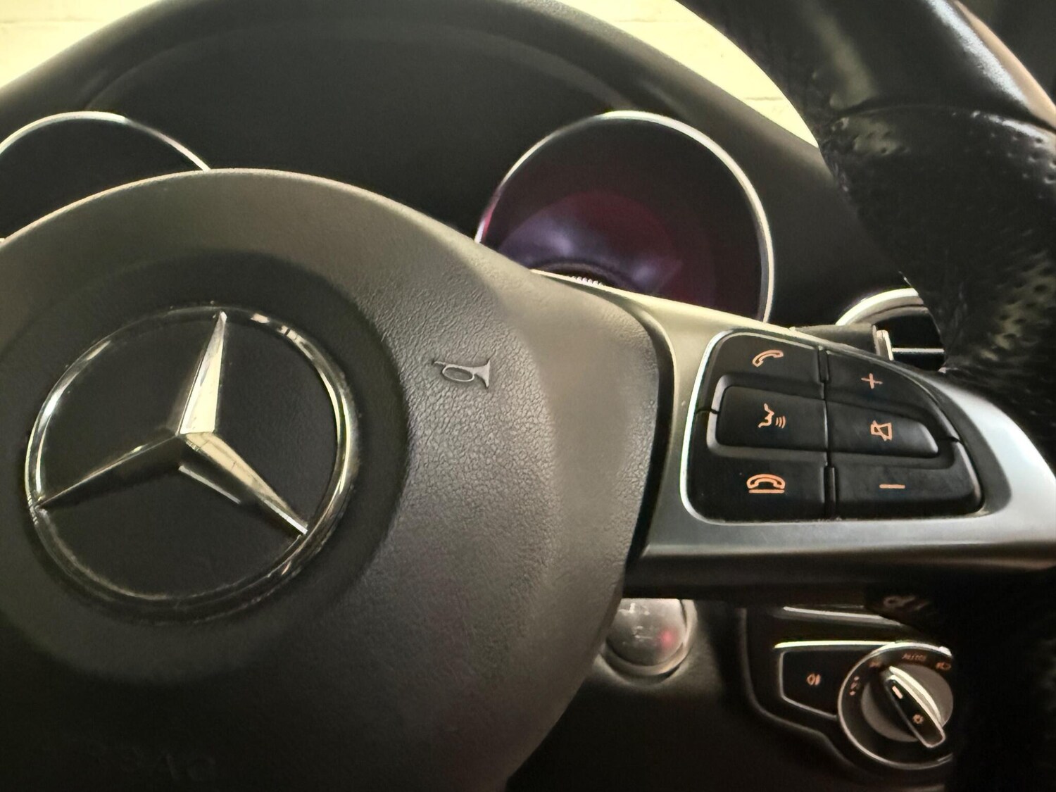 Used Mercedes-Benz GLC 2018 for sale - 76855754: Photo 28