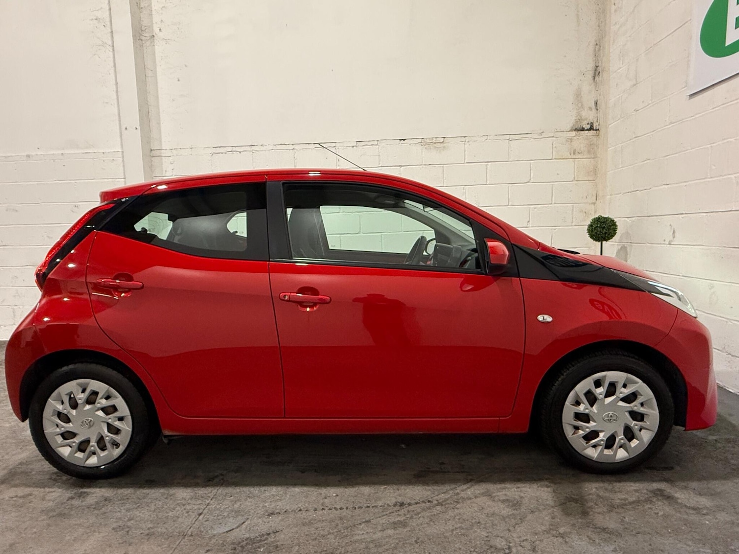 Used Toyota AYGO 2019 for sale - 77101933: Photo 12
