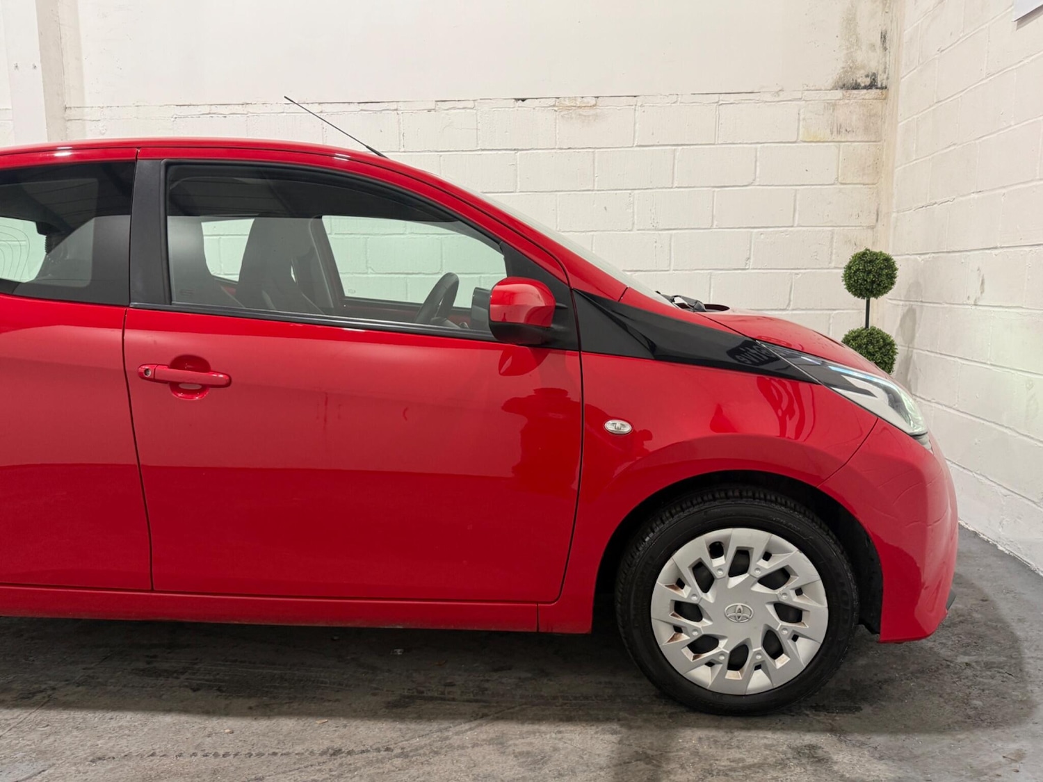 Used Toyota AYGO 2019 for sale - 77101933: Photo 13