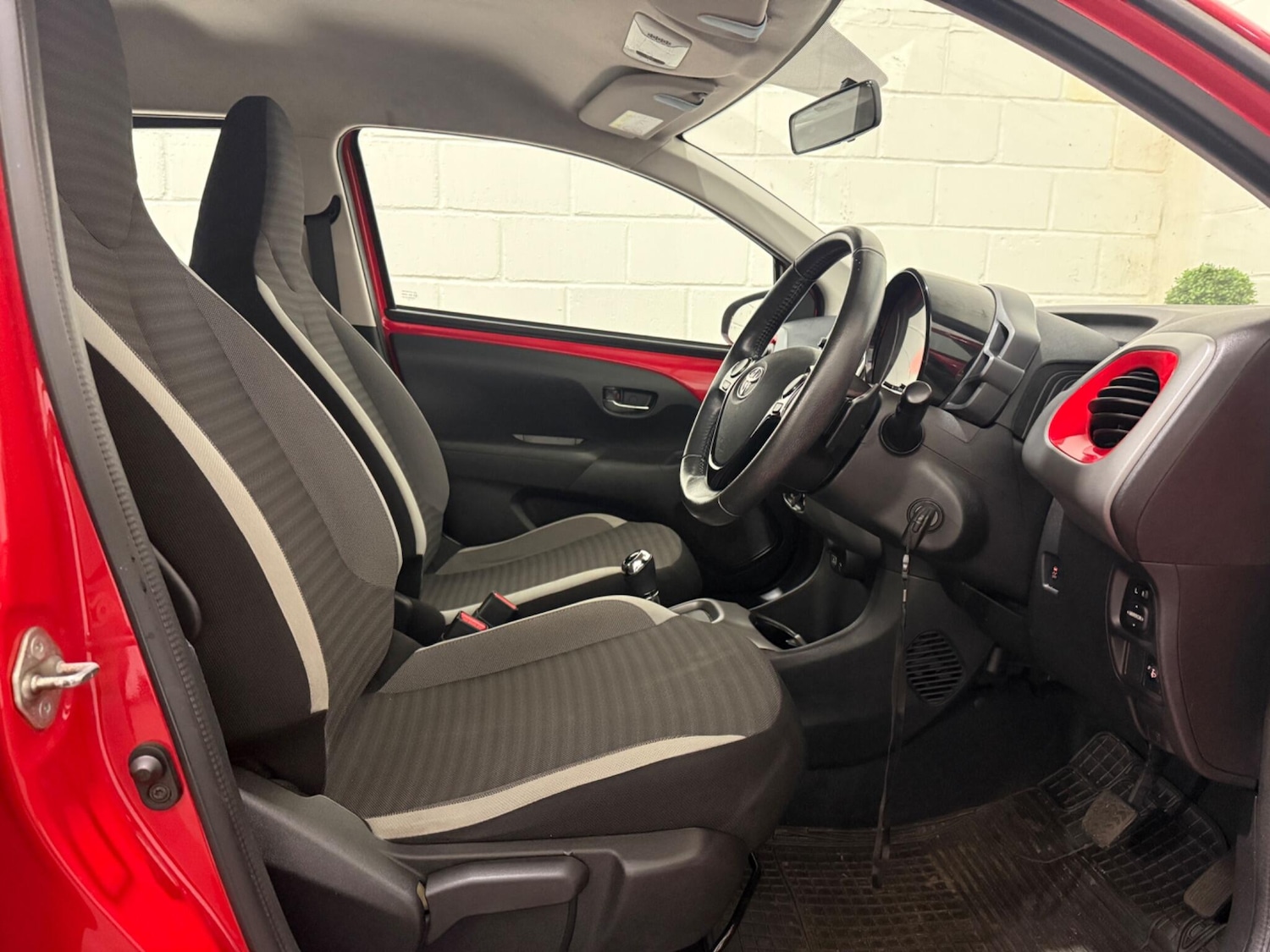 Used Toyota AYGO 2019 for sale - 77101933: Photo 19