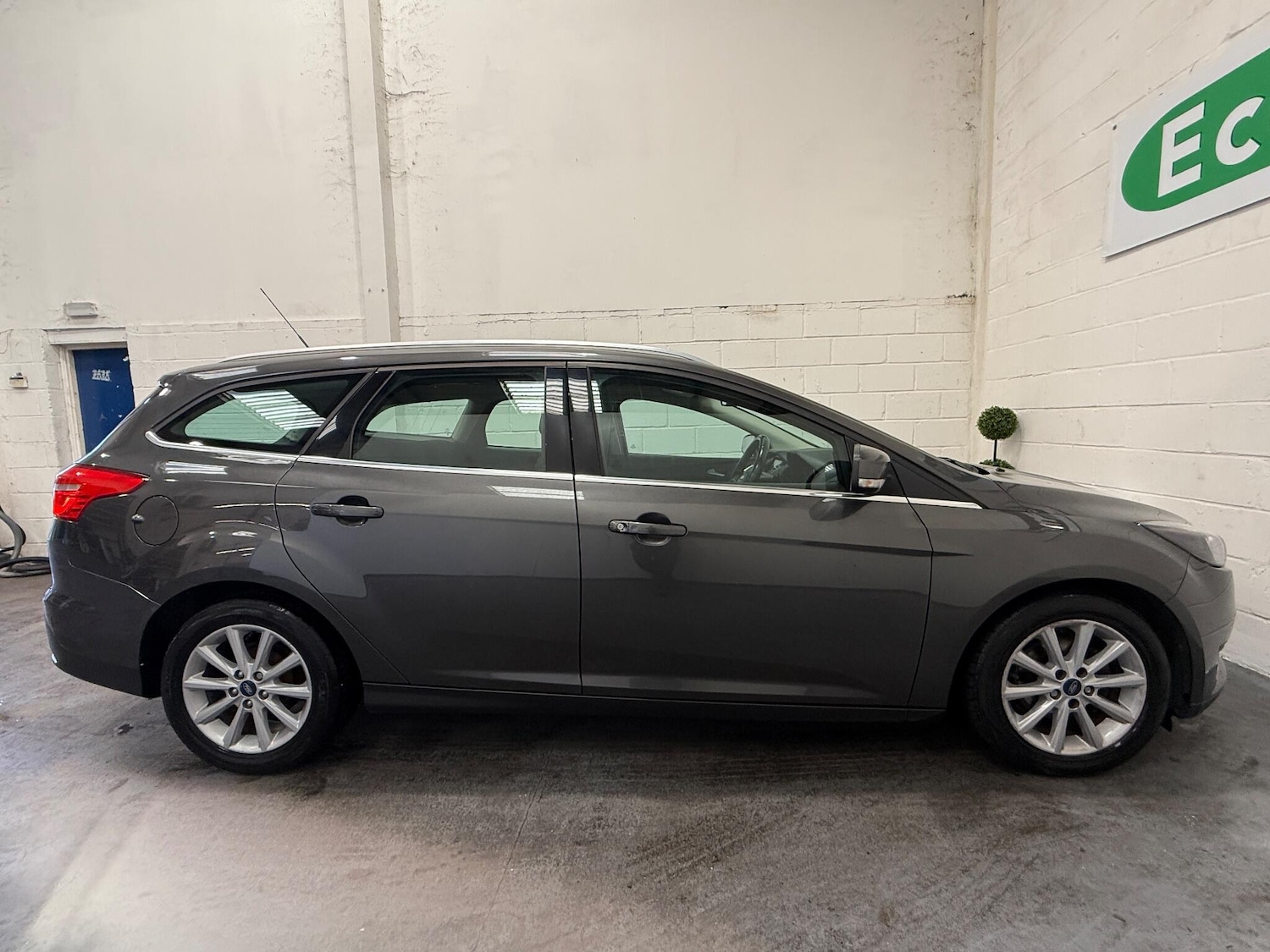 Used Ford Focus 2017 for sale - 76620110: Photo 15