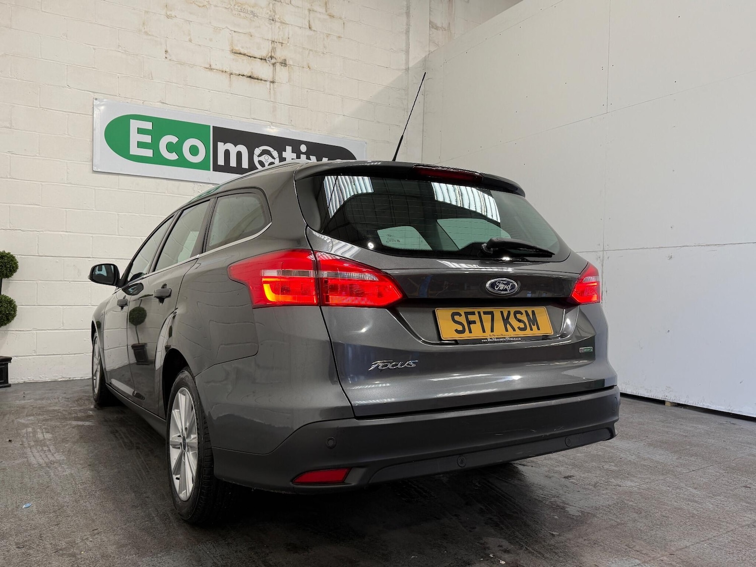 Used Ford Focus 2017 for sale - 76620110: Photo 5