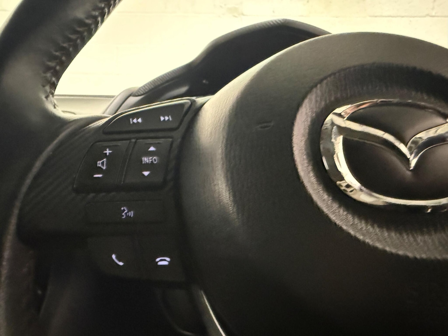 Used Mazda Mazda3 2014 for sale - 76823995: Photo 26