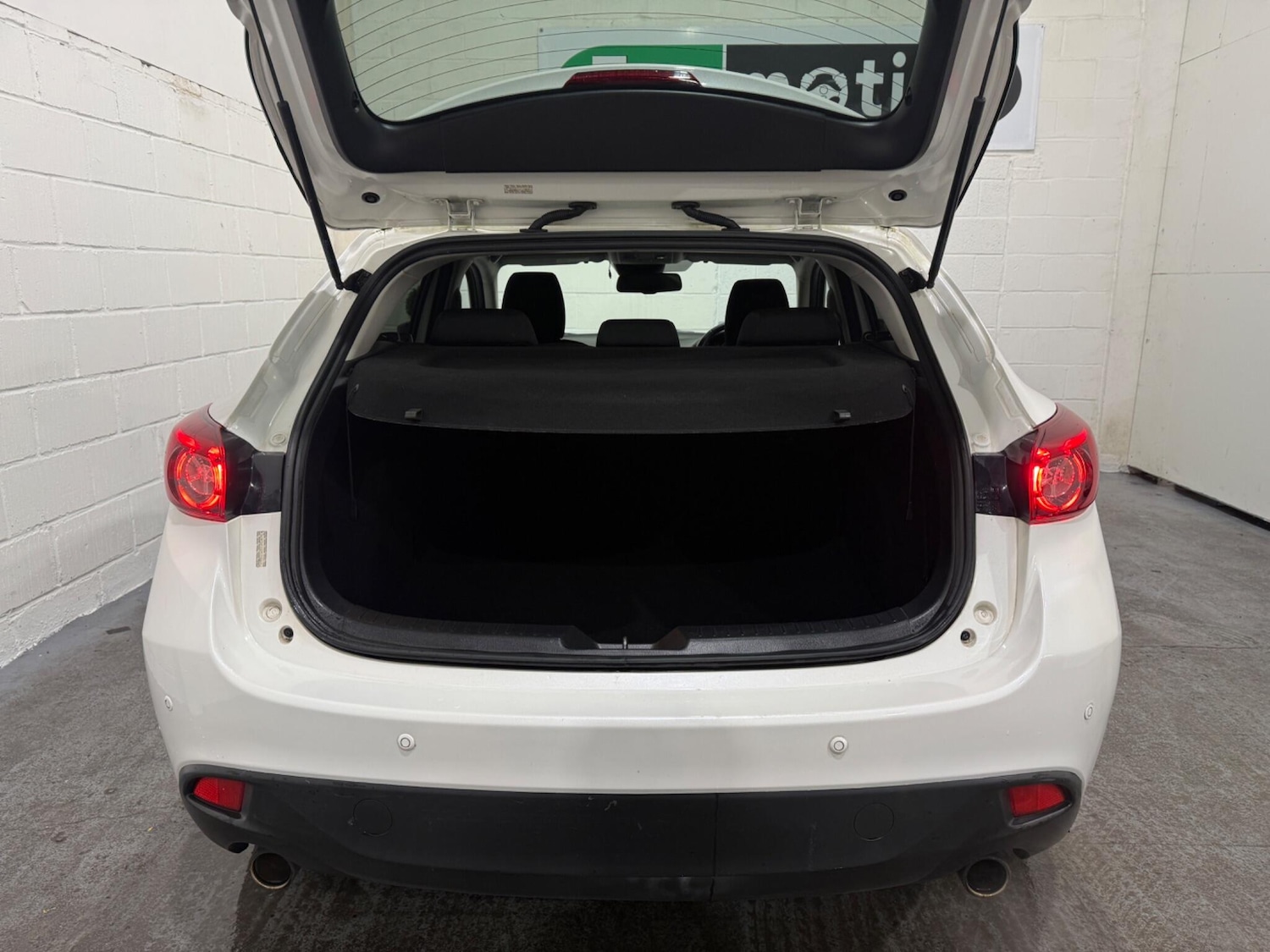 Used Mazda Mazda3 2014 for sale - 76823995: Photo 32