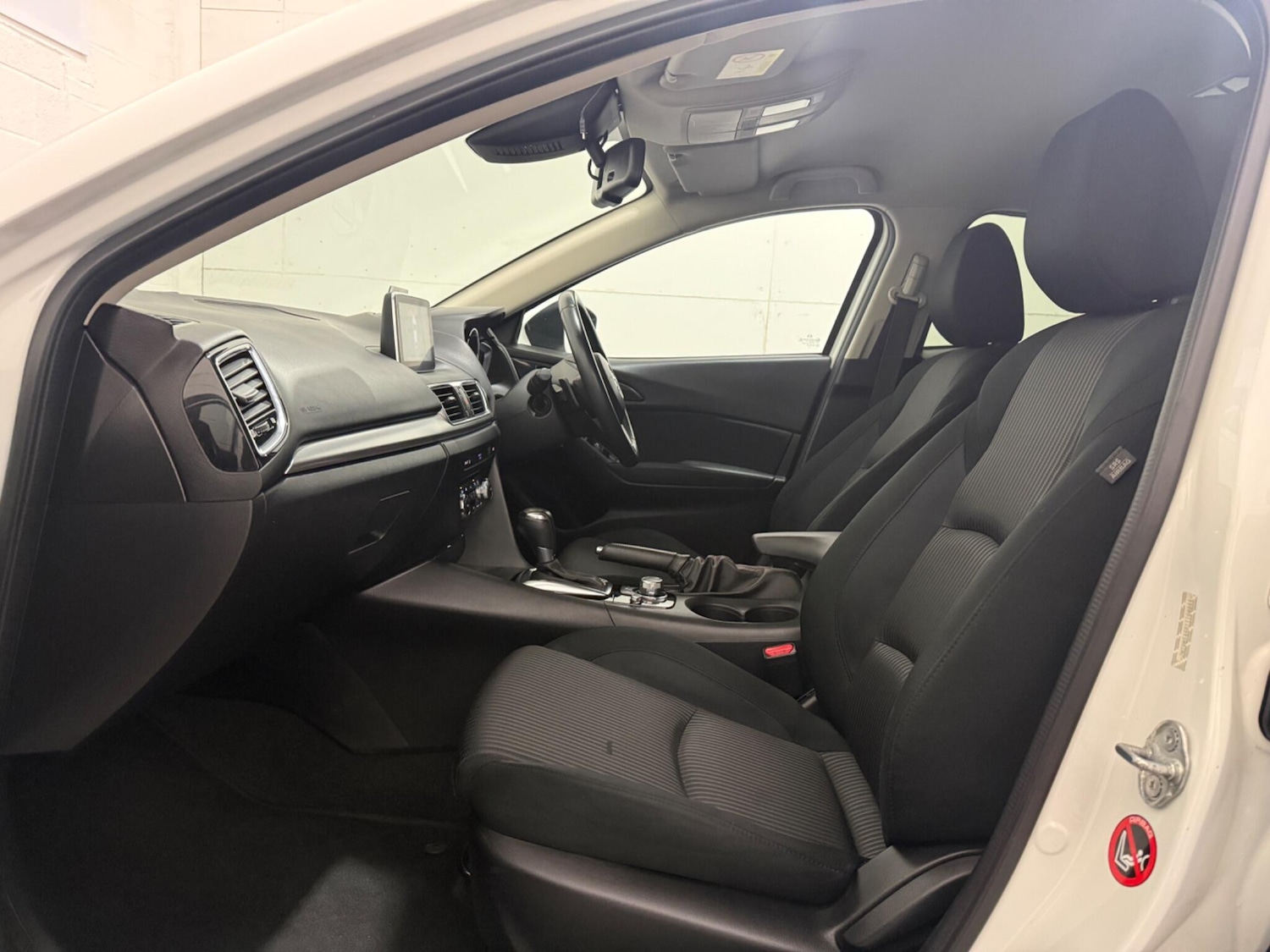 Used Mazda Mazda3 2014 for sale - 76823995: Photo 35