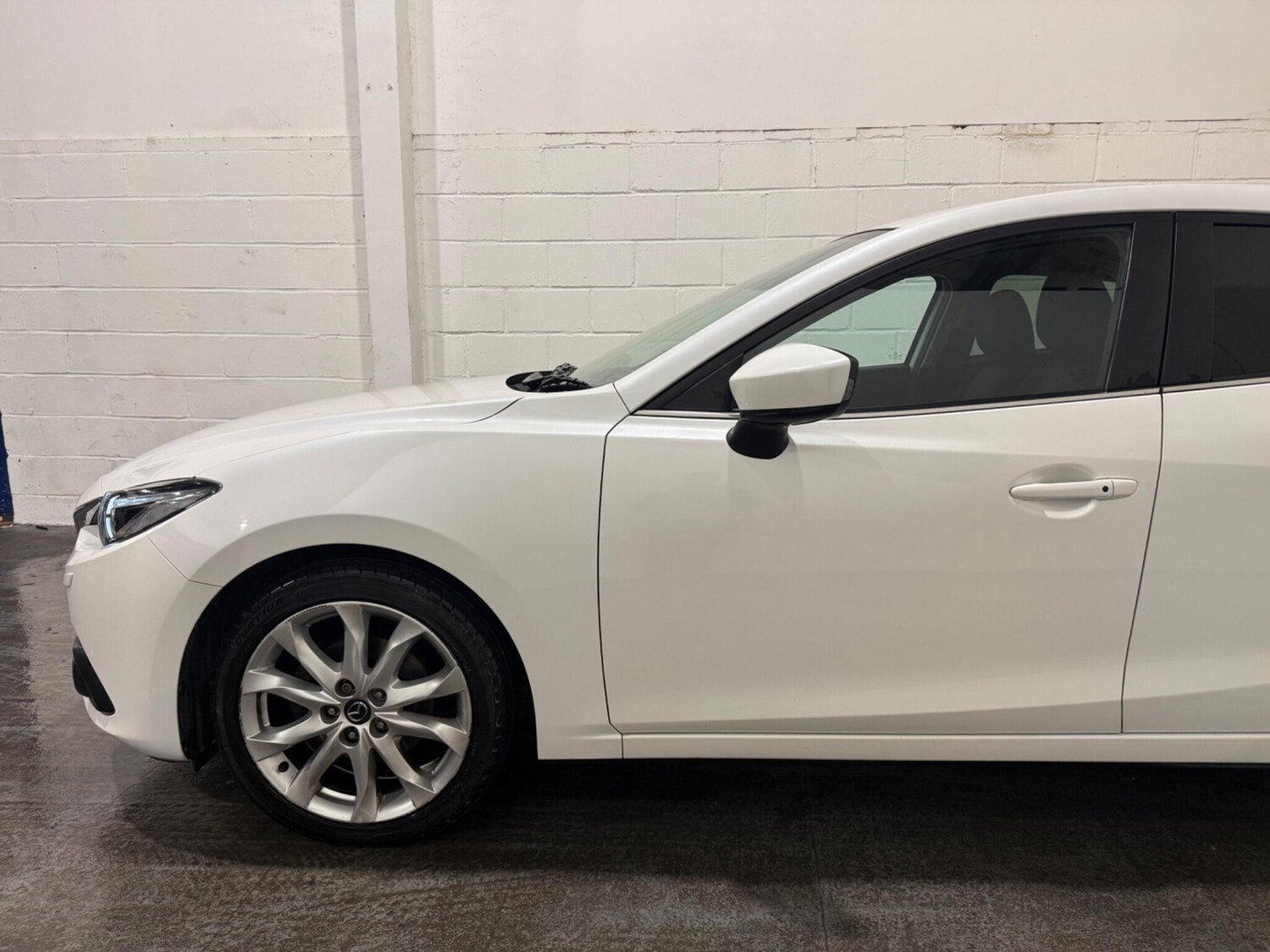 Used Mazda Mazda3 2014 for sale - 76823995: Photo 6