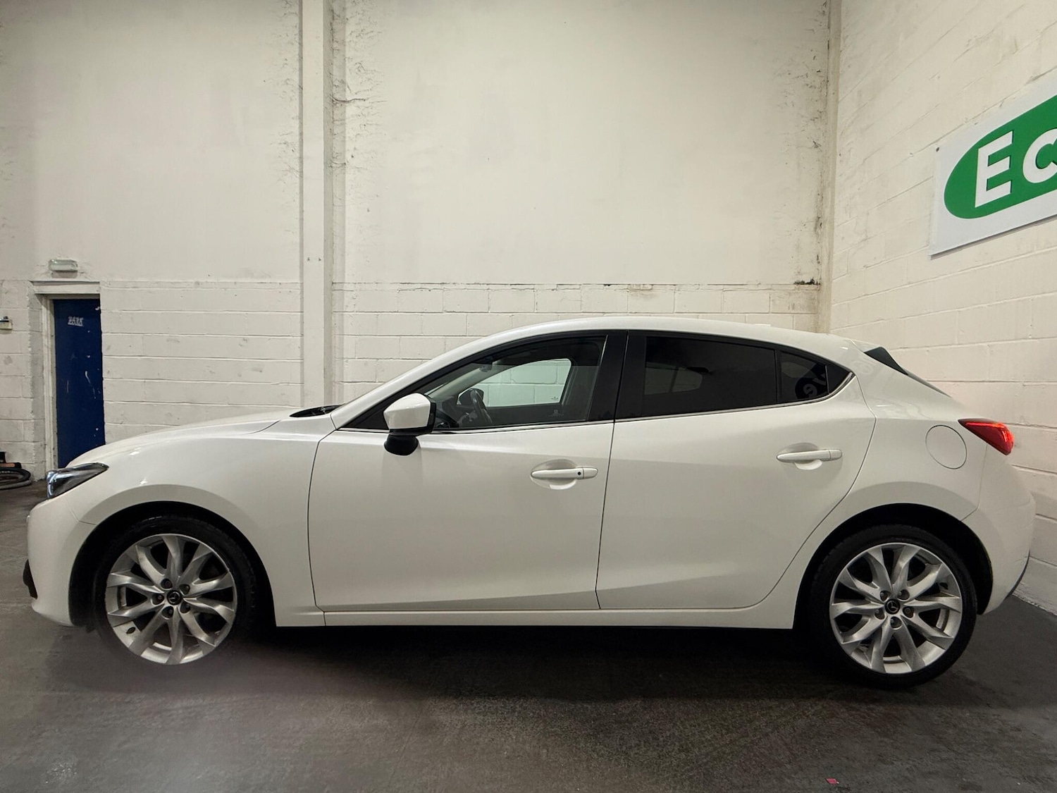 Used Mazda Mazda3 2014 for sale - 76823995: Photo 7