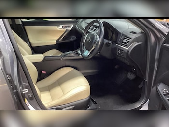 Used Lexus CT 2013 for sale - 76432417: Photo