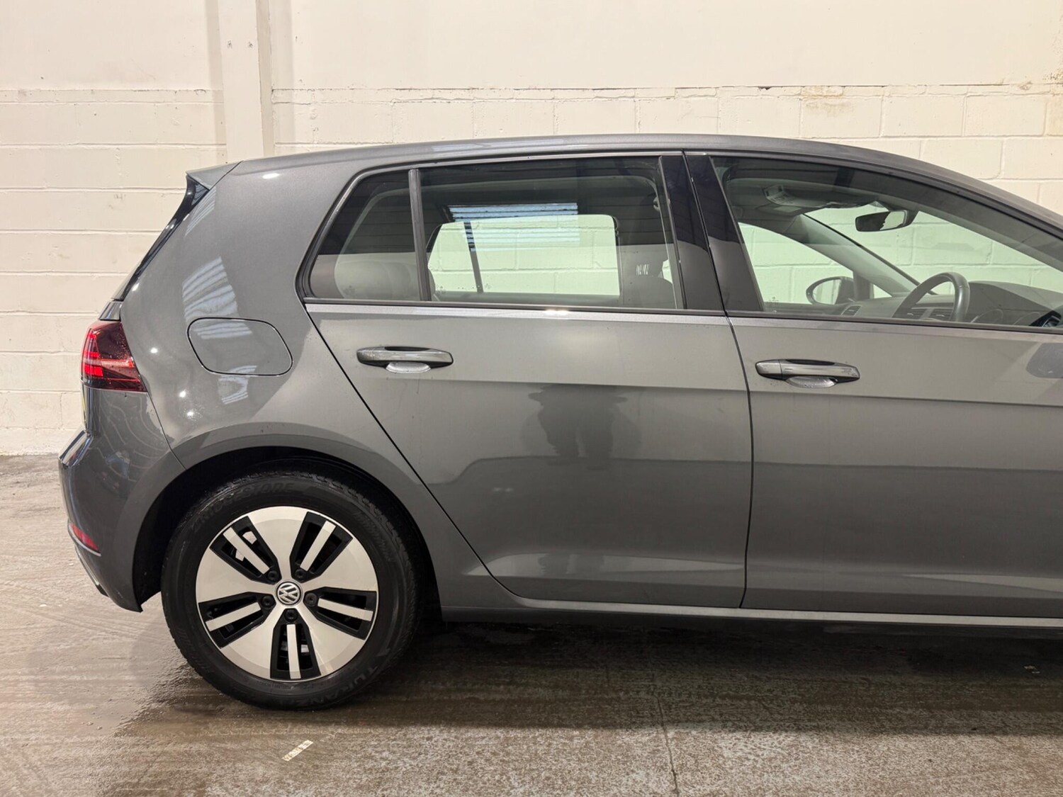 Used Volkswagen Golf 2019 for sale - 77574530: Photo 12