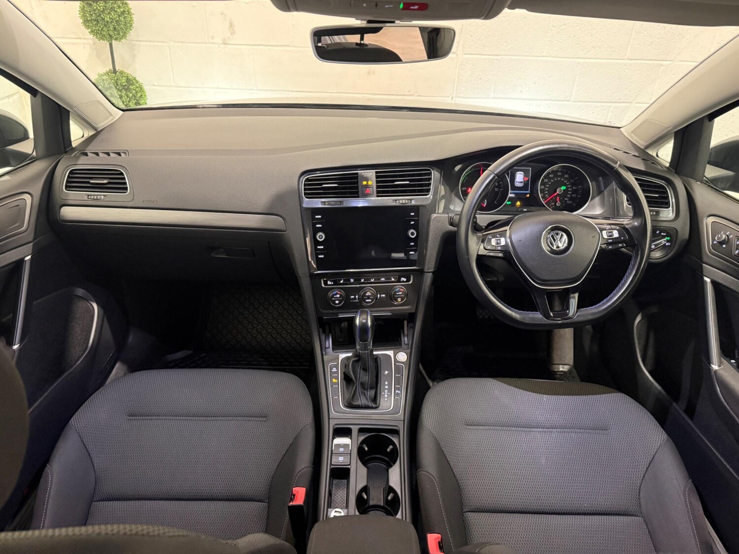 Used Volkswagen Golf 2019 for sale - 77574530: Photo 16