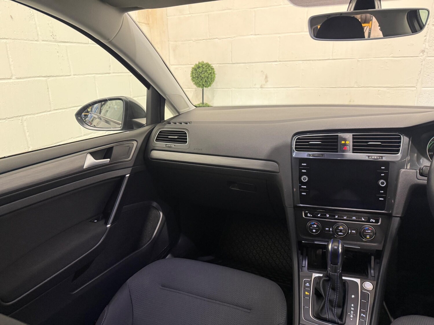 Used Volkswagen Golf 2019 for sale - 77574530: Photo 17