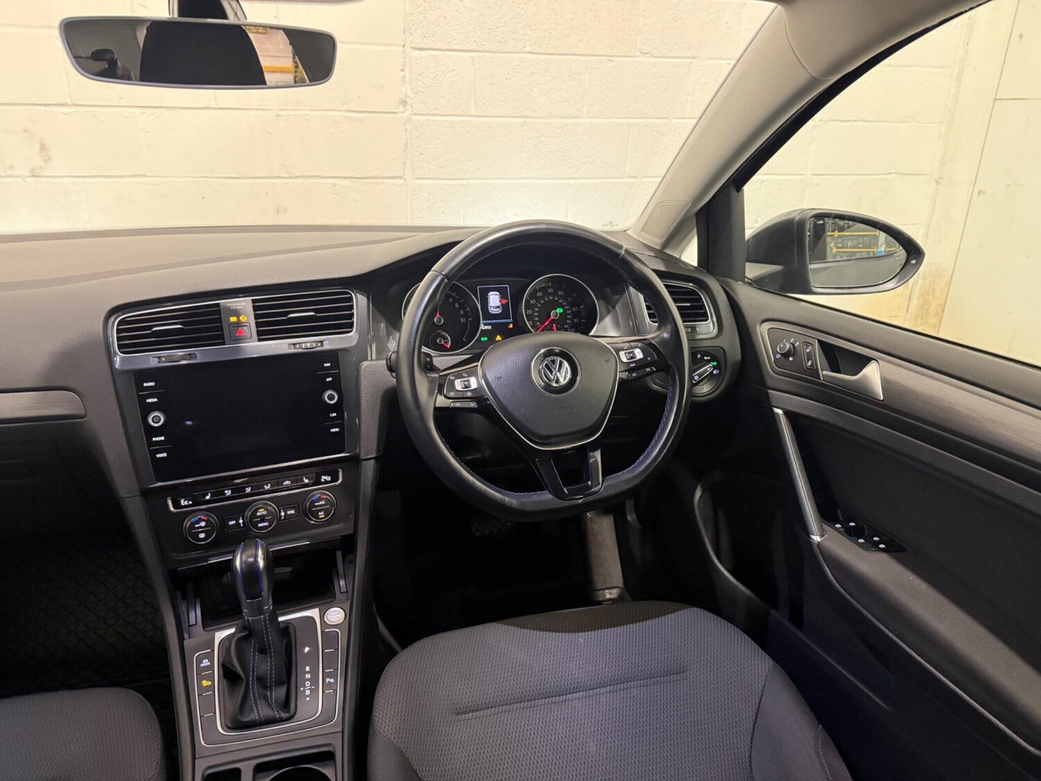 Used Volkswagen Golf 2019 for sale - 77574530: Photo 18