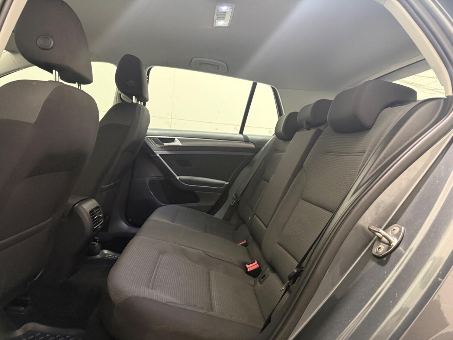 Used Volkswagen Golf 2019 for sale - 77574530: Photo 26