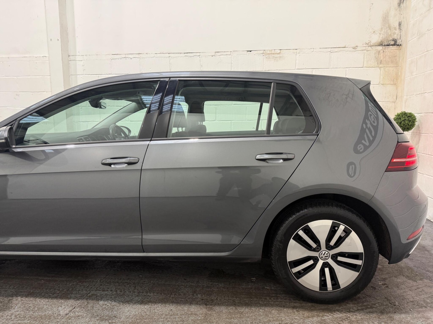 Used Volkswagen Golf 2019 for sale - 77574530: Photo 5