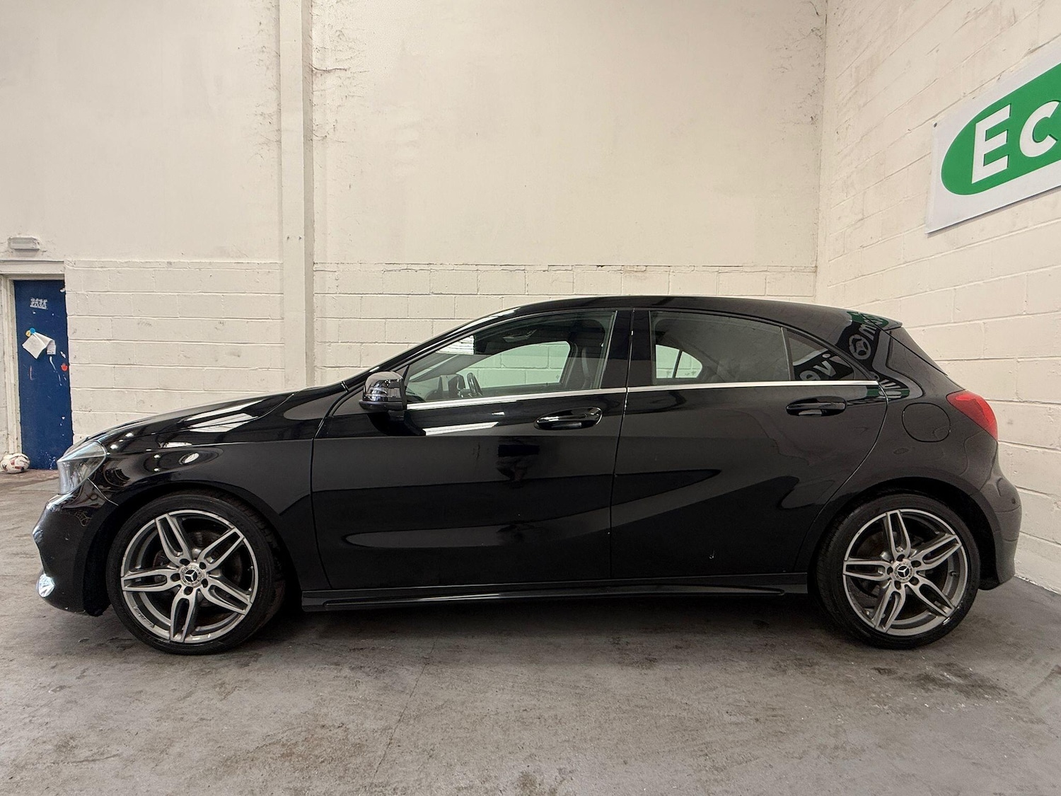 Used Mercedes-Benz A-Class 2017 for sale - 76926947: Photo 14