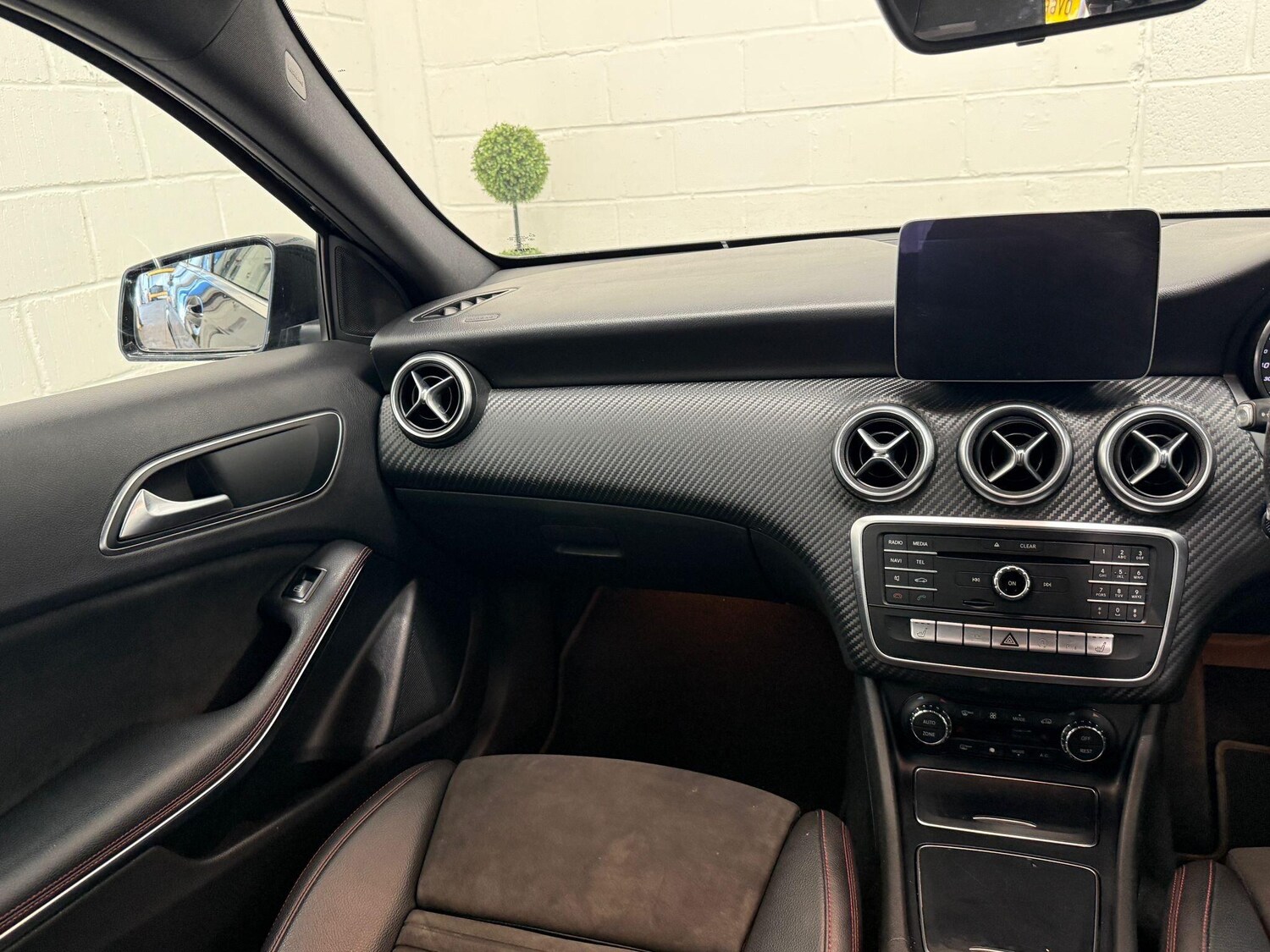 Used Mercedes-Benz A-Class 2017 for sale - 76926947: Photo 37