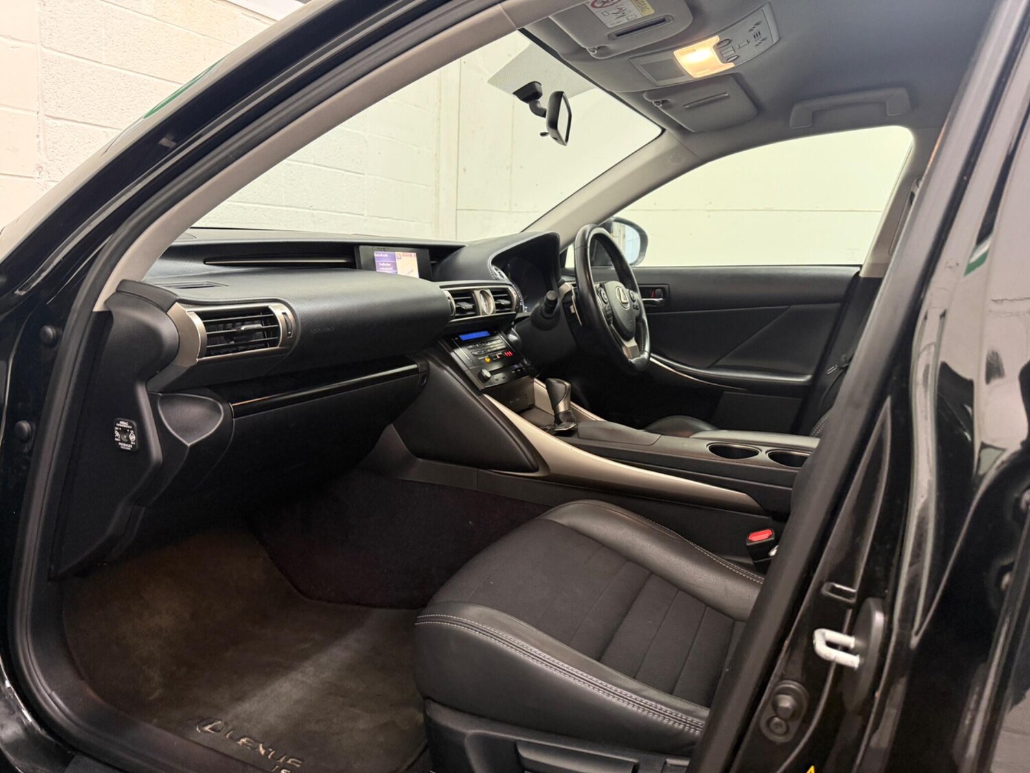 Used Lexus IS for sale - 77705201: Photo 38